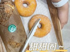 -爱达乐面包生日蛋糕(旭海时代广场店)