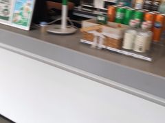 -老乡鸡(武汉中南梅苑小区地铁站店)