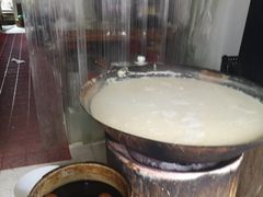 -云南大锅豆浆店