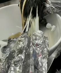-安蒂护肤造型