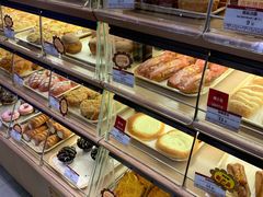 面包甜点陈列柜-山崎面包(苏州中心店)