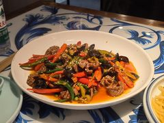 -川流不息·地道川菜·小龙虾(新松江路店)