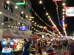 -马林夜市