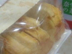 MINI蛋黄椰蓉吐司-奈雪的茶(大悦城PRO店)