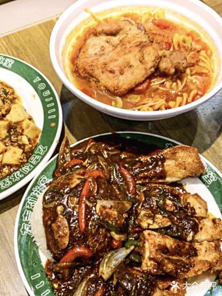 澳门美食🇲🇴｜爱惨了这家特色茶餐厅，扶墙出