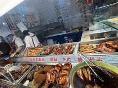 -老鼎万春卤菜(五代传承创始老店)