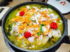 -山城外·非遗酸菜鱼(蜀都万达店)