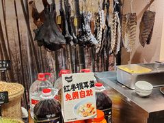 -洞庭土菜小炒馆(易发广场店)