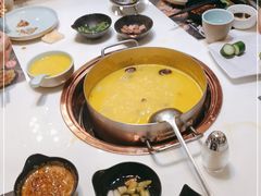 -洪氏嗨捞·猪肚鸡火锅(阳光天地店)
