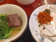 -老石黑山羊毛驴肉火锅(金凯广场店)