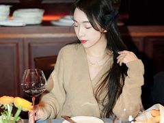 -弦月窗LUNETTE BY AMANDA(复兴路店)