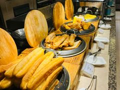 -天津京基皇冠假日酒店
