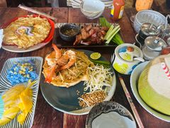 -Pad Thai Kratong Thong by ama