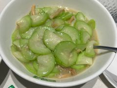丝瓜焖河蚌-绿草地·湘菜(7mall店)