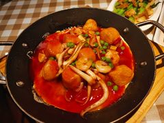 -新大咀港式茶餐厅(宝山万达店)