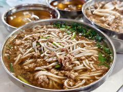 -正宗杨记普洱酸醋米线(总店)