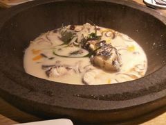 -咕嘟草帽鱼·牛奶一样的鲜鱼汤(天鹅湖万达广场店)