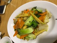 蒜蓉炒杂菜-ZF Seafood Restaurant 卓峰海鲜餐