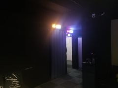 -VR间客漫虚拟现实体验馆(汉街店)