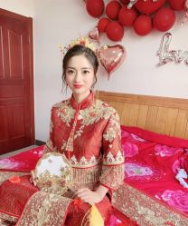 -艾朵婚纱