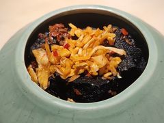-佬麻雀·新湘菜(珠海金发购物中心店)