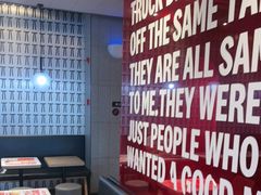 -肯德基(世纪公园站店)