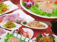 -范饭椰林川湘味海鲜·椰子鸡(三亚湾椰梦长廊店)