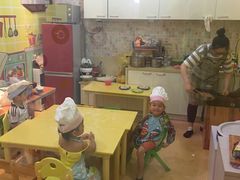 -想象乐创意早教托育中心(殷高西路店)