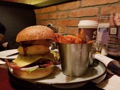 汉堡薯条-bluefrog蓝蛙(水游城店)