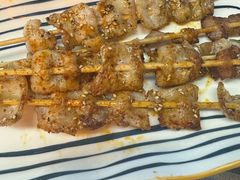-许哥东北烧烤·铁丳烤串·宫后夹肉(繁花中心店)