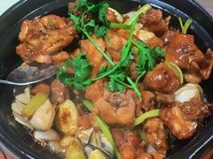 生蚝鸡煲-蚝家菜馆(沙井店)