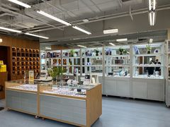 -无奔眼镜·蔡司·依视路授权店(马家堡店)