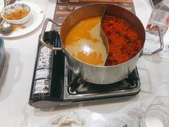 -金马门国际美食百汇(珞喻路店)
