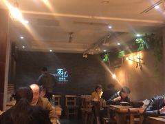 大堂-万记麻辣烫国展总店