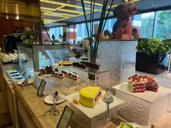 -大中华希尔顿酒店-念自助餐·嗨啤·小龙虾