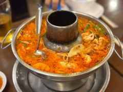 -J Daeng Seafood