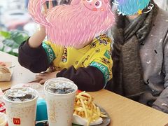 -麦当劳(展览路店)