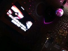 -萧邦音乐会所KTV(向西店)