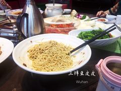 -刘胖子家常菜·蹄花焖藕(中央花园店)