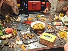 -马路牙子烧烤音乐酒馆(望京店)