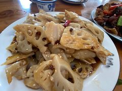 -美顺香食府鱼头老店(雪野湖店)