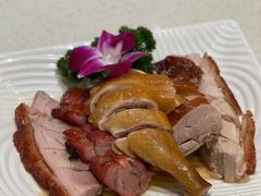 烧味拼盘-香港新发烧腊茶餐厅(水围店)