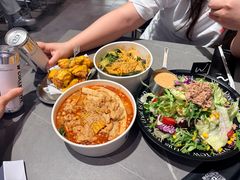 -W COLLECTIVE  DESSERT SHOP