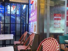 -DQ·蛋糕·冰淇淋(大宁国际商业广场店)