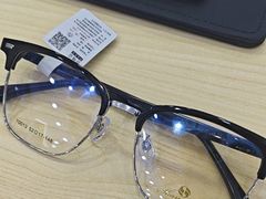 -现代眼镜批发城(台东三路店)