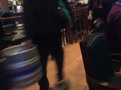 -Hooley's活利仕西餐厅(珠江新城店)