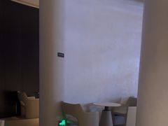 -涨巢·潮玩水疗局