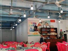 大堂-源海渔村·现捞海鲜(大角湾店)