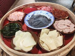 土货九大碗-董眼镜火锅(洪崖洞总店)