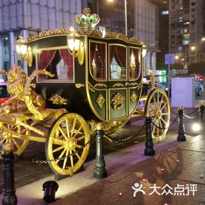 英皇宫殿娱乐场